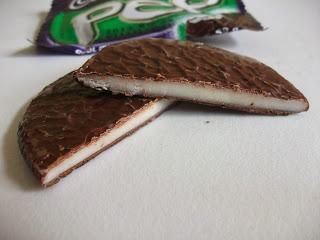 Cadbury Pep - Canadian Peppermint Patty Review