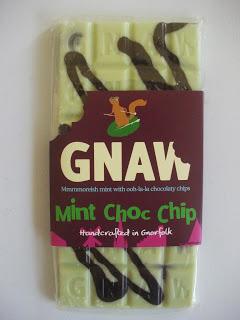 Gnaw Mint Choc Chip (White Chocolate & Mint) Bar Review