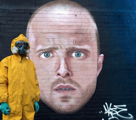 Screen Shot 2013 09 30 at 12.43.31 PM Graffiti and Street Art tributes to Breaking Bad