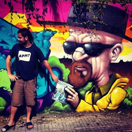 tumblr mpzcq3hvB31qzpxx1o1 1280 Graffiti and Street Art tributes to Breaking Bad