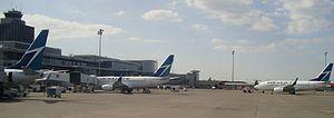 English: WestJet aircraft at Edmonton Internat...