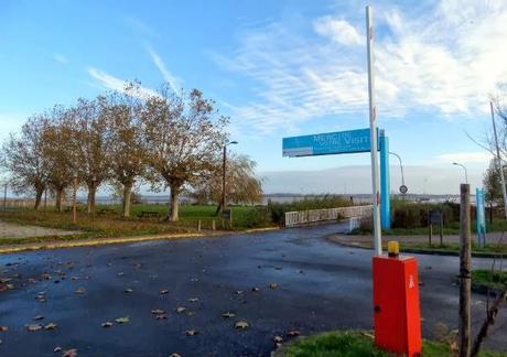 Ferry 'cross the Gironde: the Lamarque-Blaye boat connection (and ghost railway station)