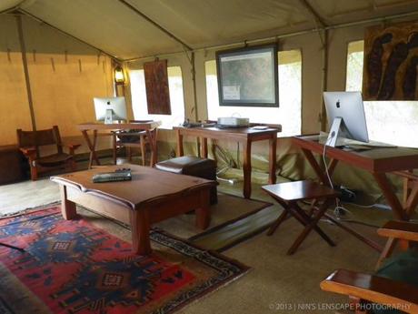 Latest iMacs in a tent, the sort of Business Center in the middle of African jungle, and off course it include with the wi-fi facility