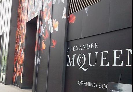 Alexander McQueen needing students to make knitwear in return for a £3 lunch.