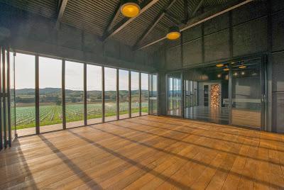build | vineyard house + tasting room in new zealand