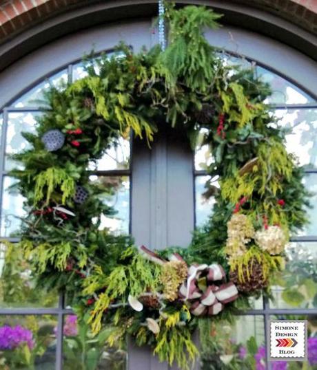 Simone Design Blog|Christmas Time is Here! Decorated wreath from The Biltmore
