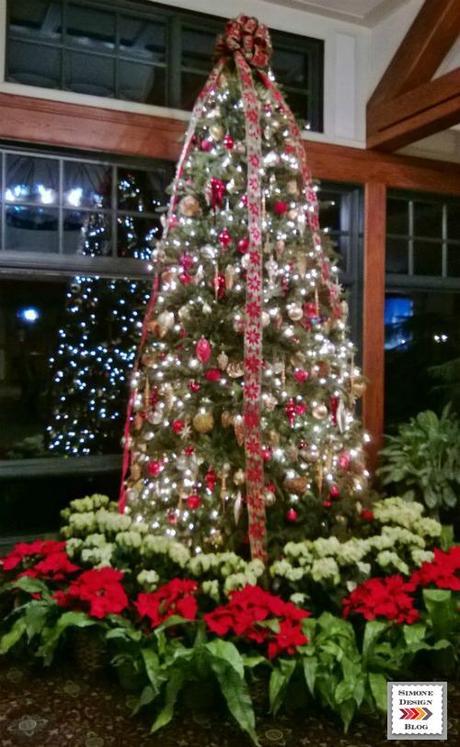 Simone Design Blog|Christmas Time Is Here! Tree decorated at The Biltmore