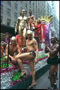 gay-parade-heels-float