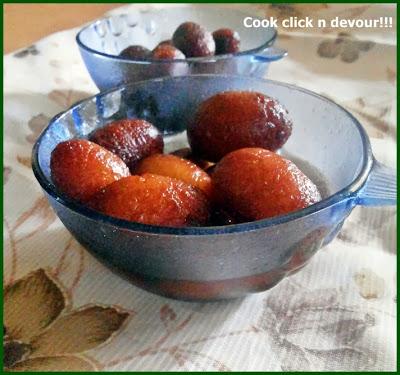 Gulab jamun with milk powder