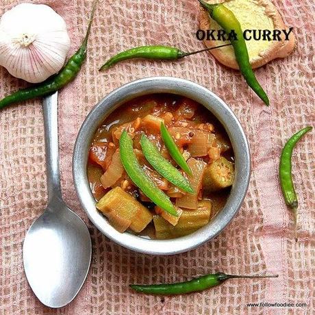 Vendakkai Puli Kulambu , An Indian Okra Curry recipe