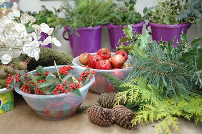 All lined up and ready to wreath...