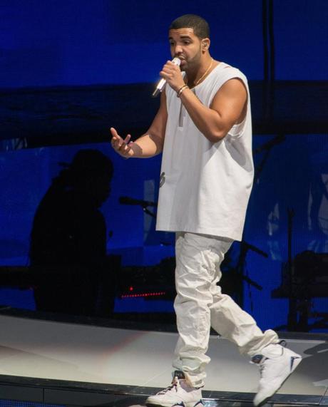 Video: Drake Announces Official Partnership With Team Jordan + Pics of Exclusive OVO Jordans