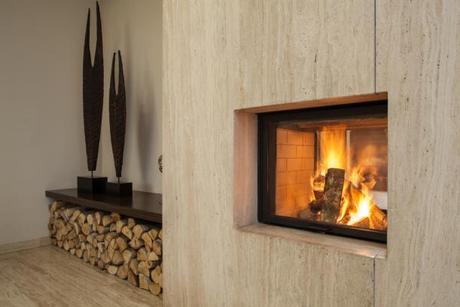 Glass fit for fireplace