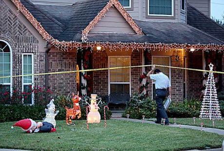 Texas Man Shoots the ex-Wife and Kills Himself