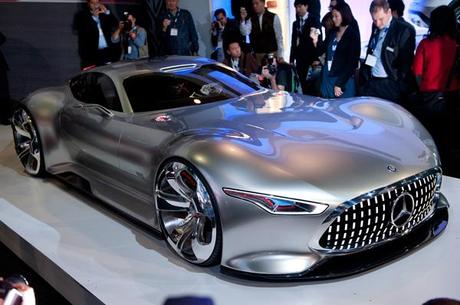 Mercedes-Benz-AMG-Vision-Gran-Turismo-Concept-front-view