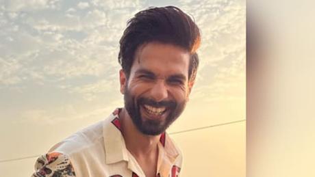 Shahid Kapoors Hilarious Post About Cutting Onions Will Make You Relate