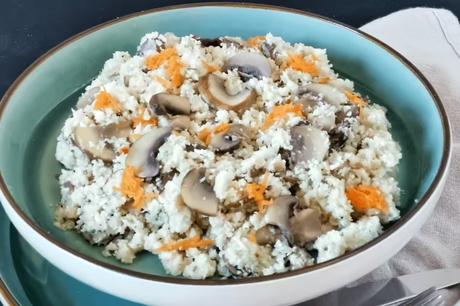 Cauliflower rice with mushrooms