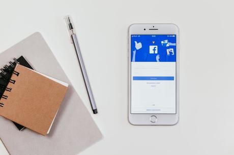 10 Smart Ways To Use Facebook to Market Your Business 2023