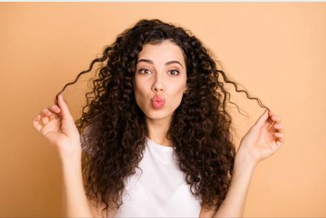 Benefits of curly hair products 