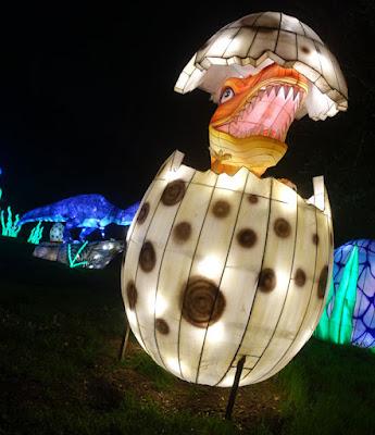 GLOWFARI AT THE OAKLAND ZOO: Panorama of Larger Than Life Animal Lanterns