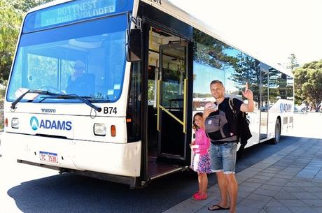 6 Tips for a Successful Travel By Bus Family Vacation