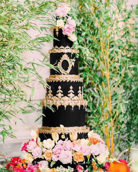 black and gold cakes elegant five layers ideas