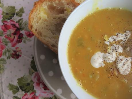 Slow Cooker Split Pea Soup with Horseradish Cream