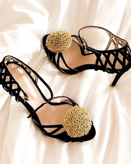black and gold wedding shoes bridesmaid