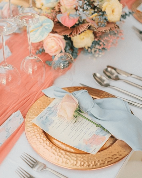 summer wedding colors mint and pink table decor