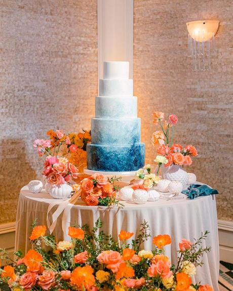 summer wedding colors blue orange cake flowers