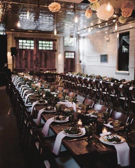best illinois wedding venues table setting