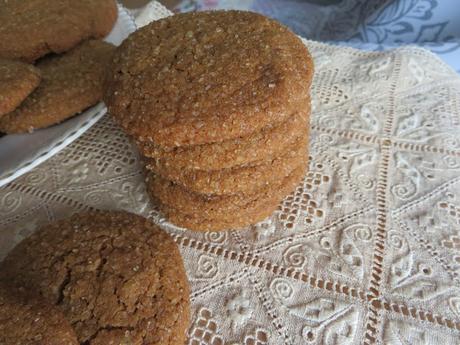 Thick Molasses Spice Cookies