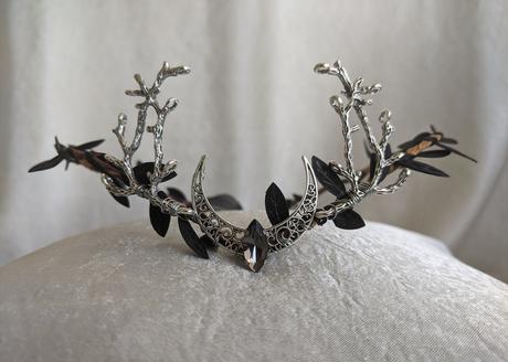 The Witchy Vibe in Jewelry: Inspo for affordable Witchy Jewelry The Witchy Vibe in Jewelry: Inspo for affordable Witchy Jewelry