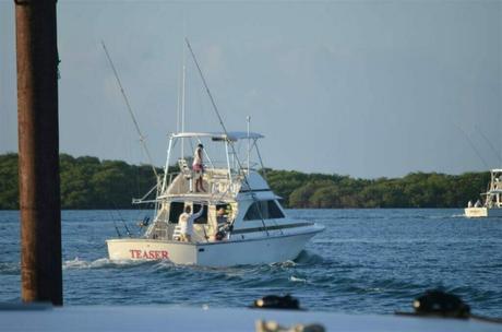 Teaser Charters – 35' Bertram