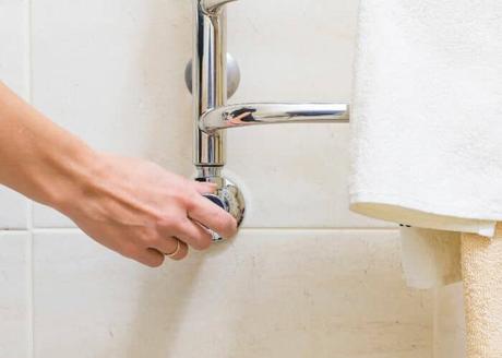 How to replace a heated towel rail bleed valve