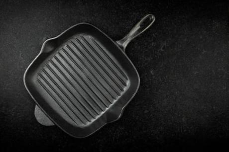 ADVANTAGES AND DISADVANTAGES OF THE MAIN NON-STICK COATINGS IN PANS. ADVANTAGES AND DISADVANTAGES OF THE MAIN NON-STICK COATINGS IN PANS.