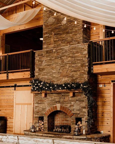 wedding venues in georgia indoor barn