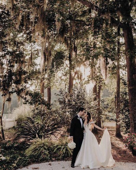 wedding venues in georgia bride groom garden