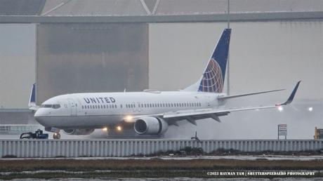 Boeing 737-800(ER) – United Airlines