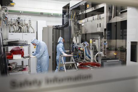 ASML Acquires Chip data allegedly “misappropriated” by a former Chinese employee