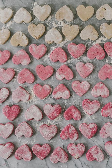 Homemade Valentine’s Dog Treats for Your Furry Valentines