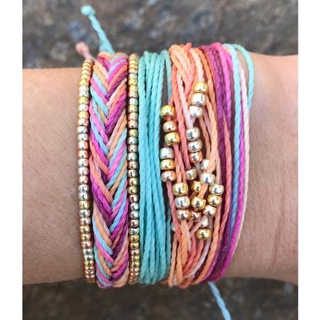 Guide to aesthetic color combos for bracelets (DIY or indie)