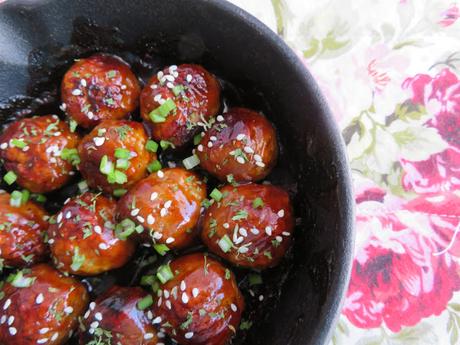 Honey Sriracha Turkey Meatballs