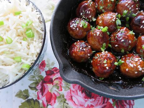 Honey Sriracha Turkey Meatballs