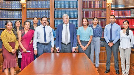 President Ranil Wickremesinghe met with a group of youth on February 16 to discuss the Government’s Policy Statement and plans for the country’s future. 