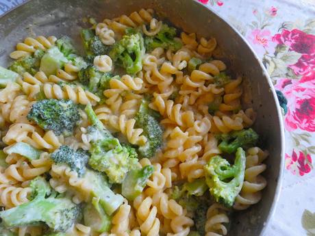 One Pot Creamy Broccoli Pasta