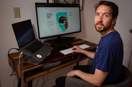 Jonathan PerkinsParis NFT Speakers