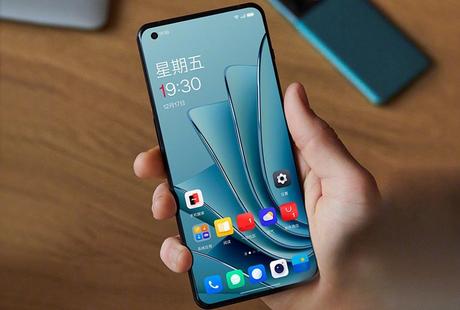 The Review of One Plus 10 Pro The Review of One Plus 10 Pro