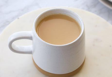 the steamingly hot garam chai !!