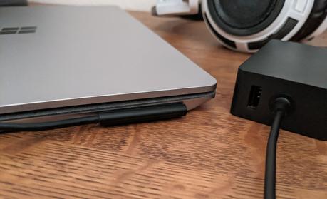 Unresponsive Surface Charger? Here’re 6 Ways to Fix It.